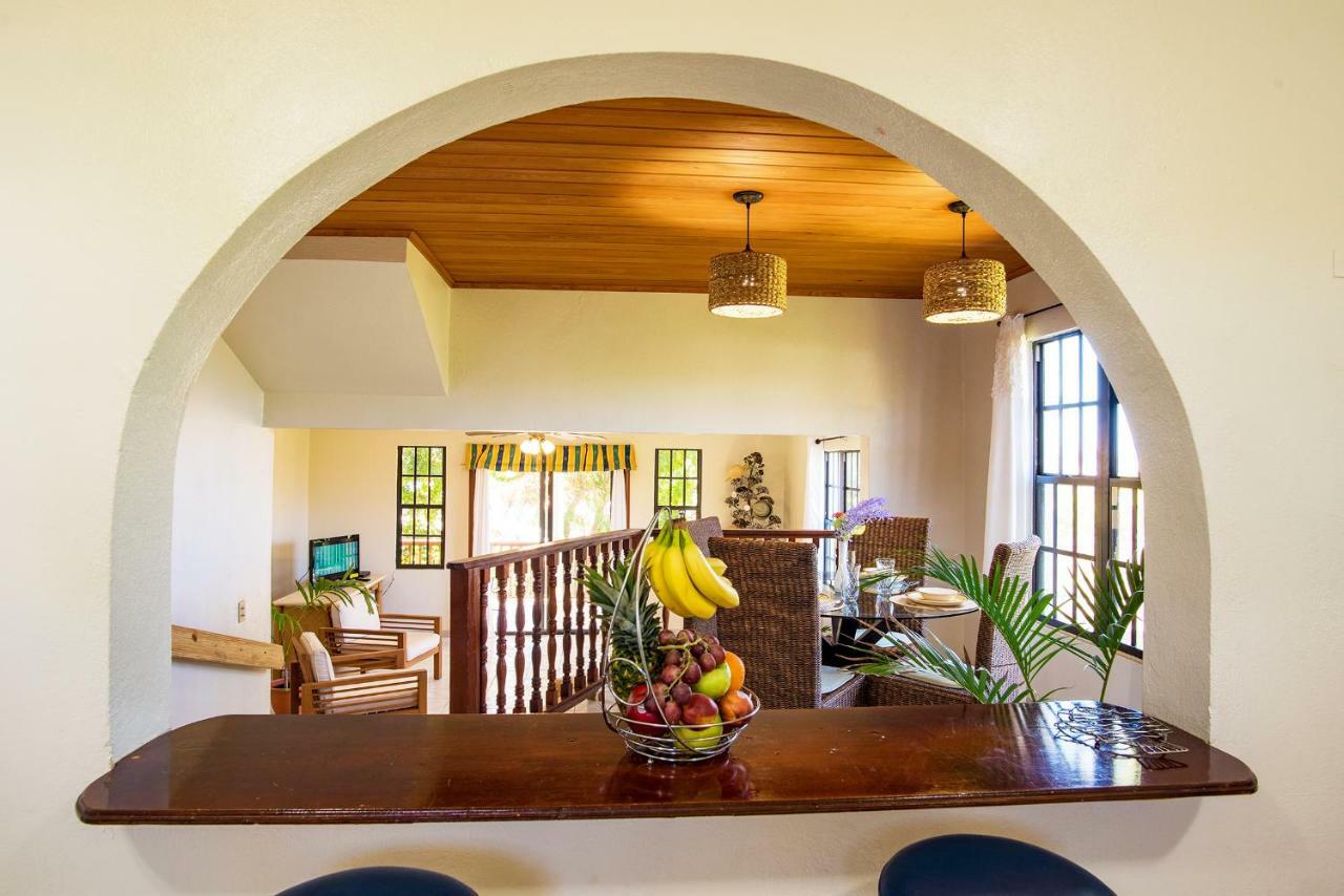 Bayview Vacation Apartments Spanish Town Exterior photo